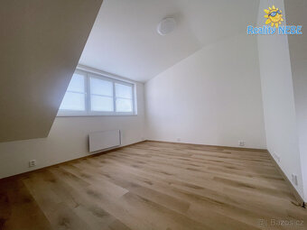 Pronájem bytu 2kk 42m2 Švabinského Praha 4 Chodov - 4