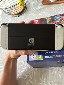Nintendo switch OLED bílý funkční - 4