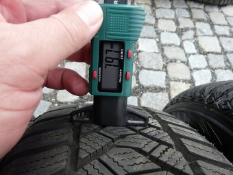 ZIMNÍ PNEU + DISKY 185/70R14 OPEL CORSA D - 4