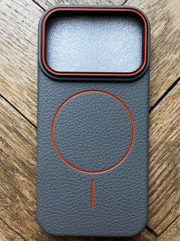 kryt na Apple iPhone 17 Pro - 4