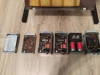 Koupím tyto desky zn. Tesla - 4