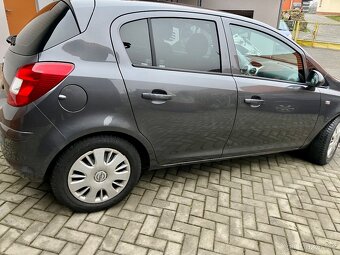 Opel Corsa 1.2 16V 2011 - 4