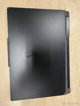 Herní notebook MSI Cyborg 15 A13V, záruka - 4