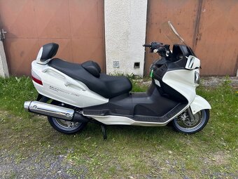 Suzuki Burgman 650 - 4