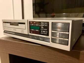 Philips CD 160 - 4