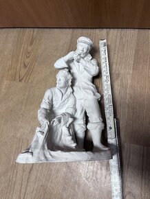 Soška Rybáři -porcelán - 4
