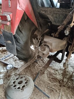 Prodám traktor Zetor - 4