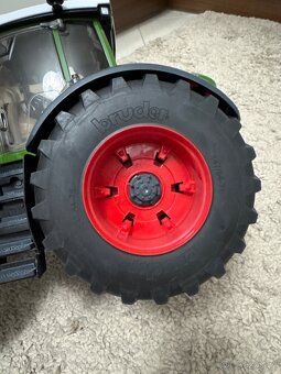 Bruder Traktor Fendt 1050 Vario - 4