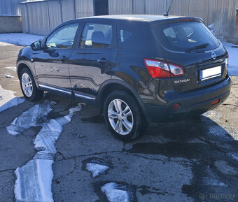 Nissan Qashqai 1.6i, r.v 2011, pouze 45083 tkm - 4