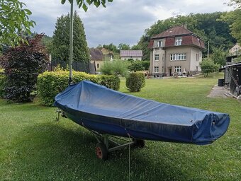 Plachetnice FINN - 4