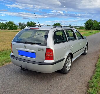 Škoda octavia 1.9TDI 66kw r2001 najeto 290000t.km - 4