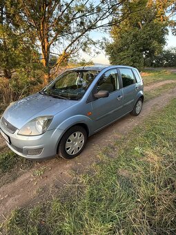 Ford  Fiesta - 4