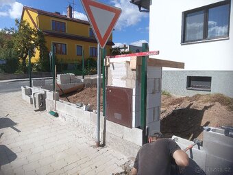 Rekonstrukce, zednické práce, výměna oken - 4