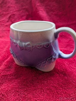 Prsatý hrnek a váza - 4