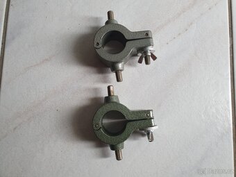 Svorky na zvětšovací přístroj - 4