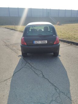 Renault Clio 2 - 4