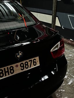 BMW E90 318i (297000) N46B18 - 4