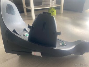 Autosedačka cloud Z i-size + otočný isofix + adaptéry - 4