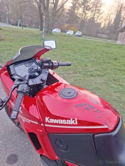 Kawasaki GPX 600 R - 4
