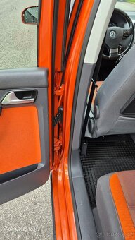 Prodám VW CrossTouran 1,4 TSI 125 kw - 4