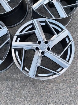 Nová Sada Alu disku MAK R21 5x112 - 4