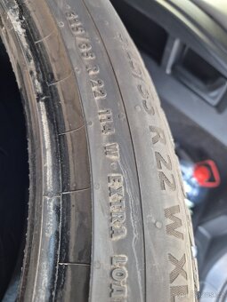 325/35 R22 114W XL WinterContact TS860S // DOT3723 // 4mm+ - 4