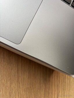 MacBook Air 13” M1 - 4