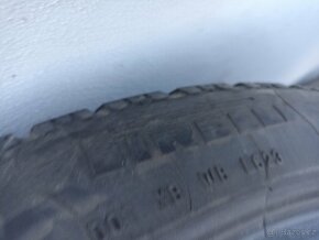 2 kusy zimních pneumatik Pirelli 235 45 r18 - 4
