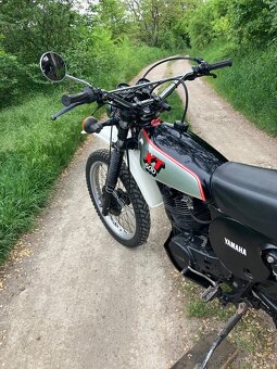 Motocykl Yamaha XT500 - 4