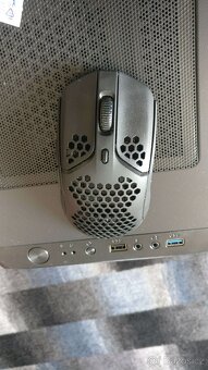 Prodám zánovní KLÁVESNICI s MYŠÍ HyperX - 4