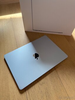 MacBook Air 15” M4 2025 16/256GB modrý - 4