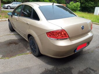 Fiat Linea (Grande Punto s kufrem),Rok 2010 ,117 000 km - 4