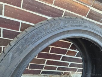 1ks letni pneu 245/40/19 falken azenis fk510 - 4