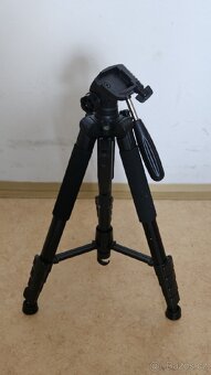 Canon eos 200 D - 4