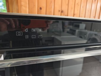 Parní Whirlpool W7 OS4 4S1 P BL, pyrolýza, A+, PC 22.000,- - 4