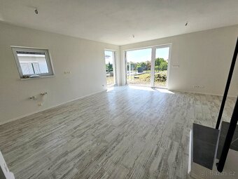 Prodej domu 98 m² s pozemkem 428 m² - 4
