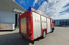 Hasičské vozidlo, Mercedes Actros 1831, 2000 l vody - 4