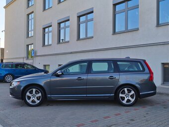 Volvo V70 2.4 D5 136kw,2008,AWD,4x4,Manuál,tažné zař.,2xALU - 4