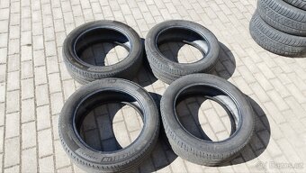Pneu Michelin 205/55/17 - 4