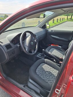 Škoda FABIA sedan, 1.2 HTP, 47 kW, 1. majitel, 203 tisíc km - 4