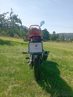 HONDA CBR 125R - 4