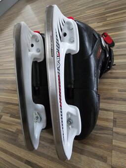 Prodám nastavitelné lední brusle Fila XOne Ice vel. 32-35 - 4