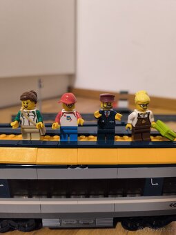 LEGO City osobní vlak 60197 – kompletní sada, výborný stav - 4