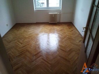 Nabízíme pronájem bytu 3+1, v ulici Beethovenova, Chomutov. - 4