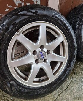 Alu disky 16" VOLVO + zimni pneu 225/55R16

Vše viz. foto - 4
