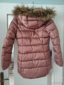 Dívčí zimní bunda vel. 158 - 4