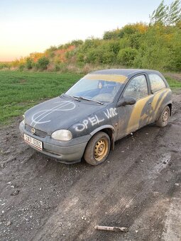 Opel Corsa B pojizdny na dily - 4