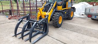 Kolový nakladač TH 920 - 4