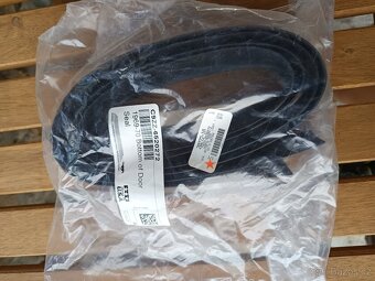 Ford Mustang 65-66, 289, 302, 351 - 4