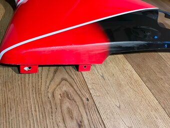 levá spodní kapota Ducati 749 999 - 4